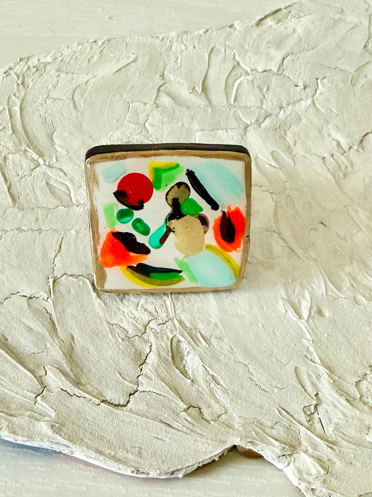 Art Ring (Gold Square Outline)