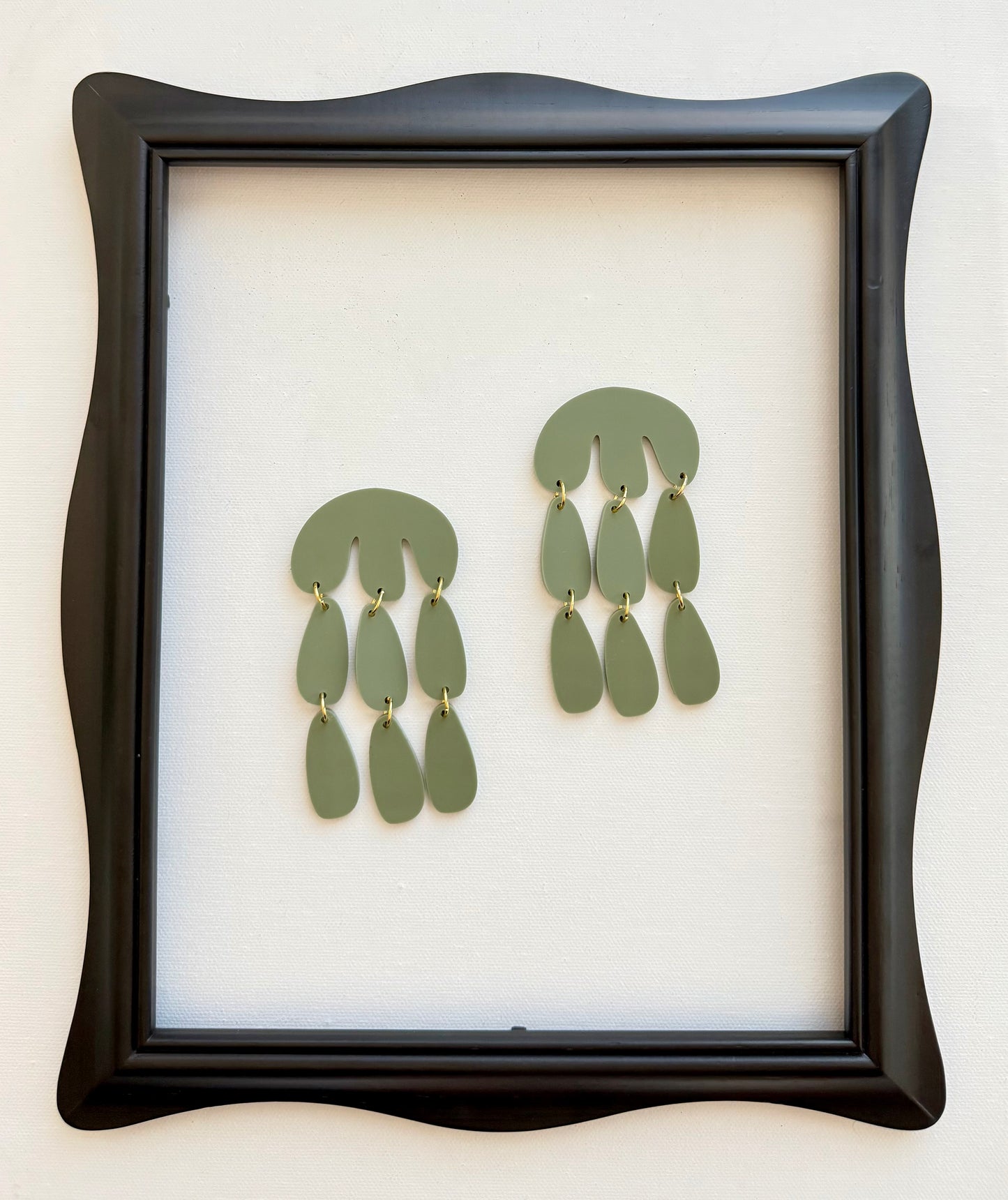 Chandelier -Olive