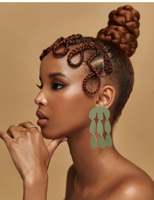 Chandelier -Olive