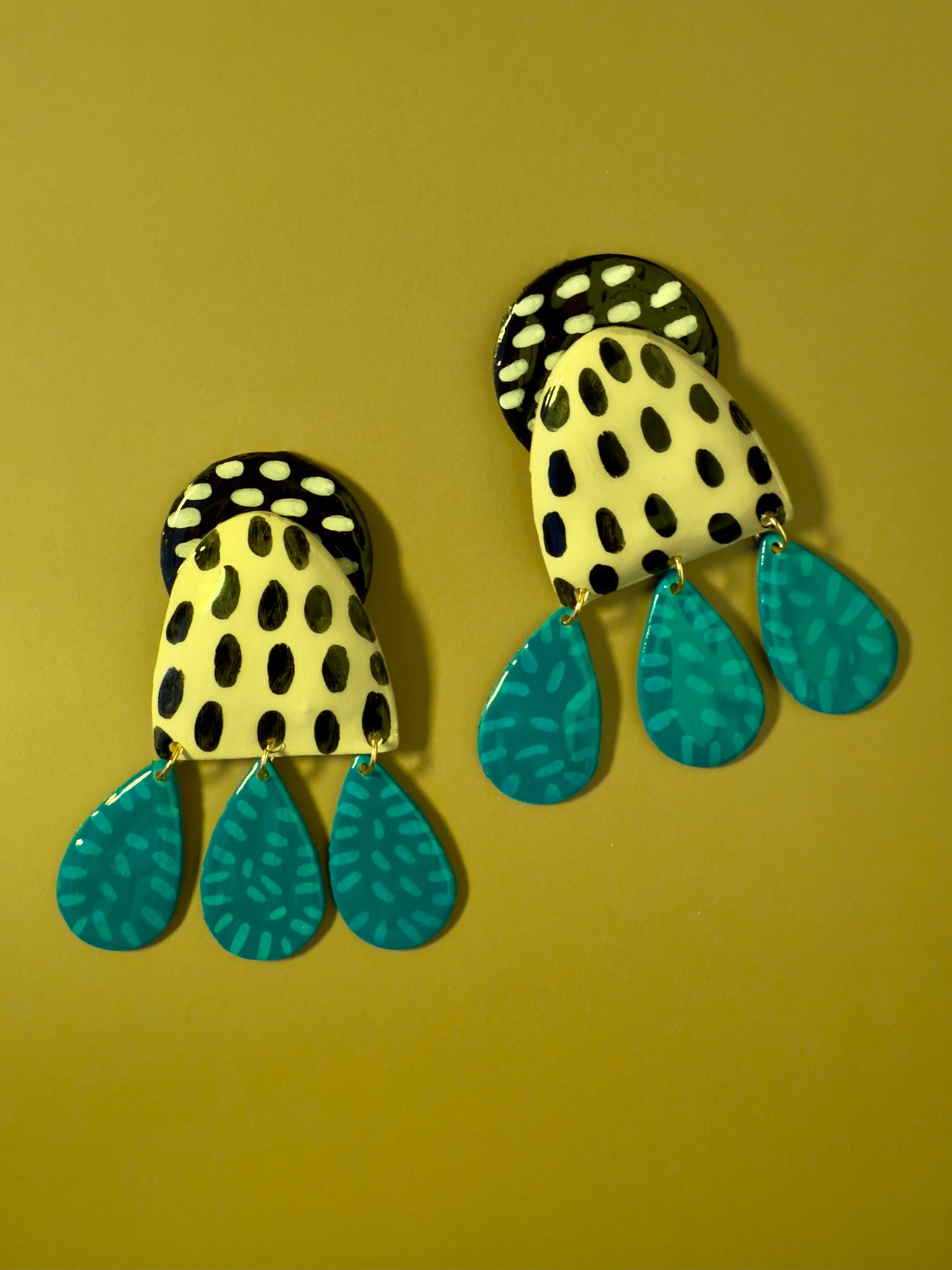 Dottie Fan Earrings