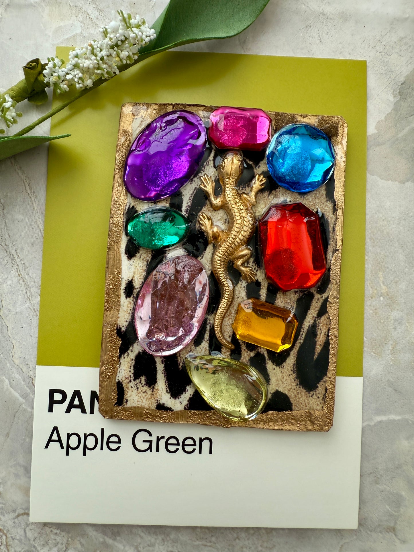 Croc In The Jungle
 (Brooch/Pin)