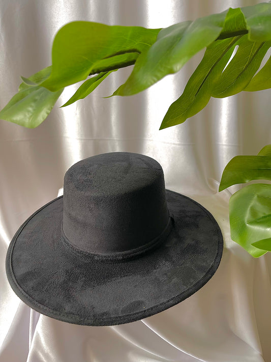 Fedora hat, wide brim hat, vegan felt boater hat, flat brim hat, stiff brim, fedora for women, stylish hat